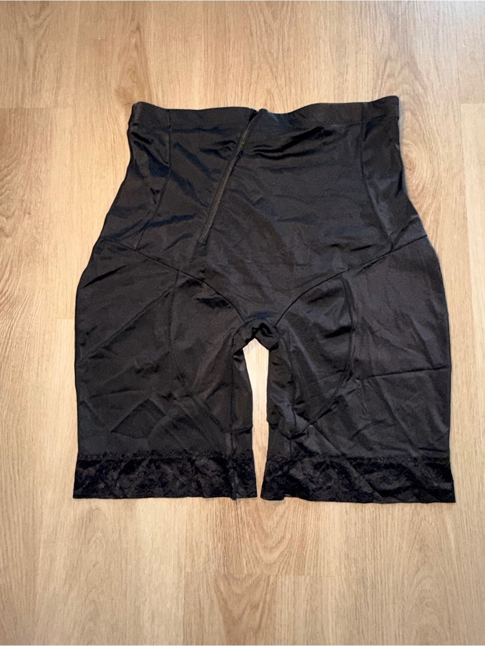 1XL Black High Waisted Shapewear Shorts Lace Trim Tummy Control Biker Shorts